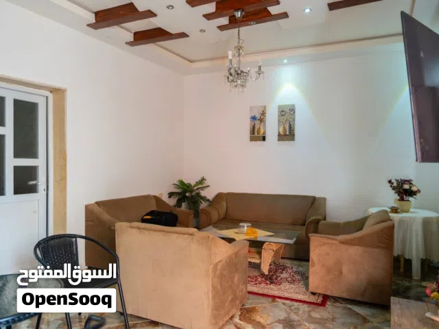 منزل البيع في طريق المشتال عين زاره قرب من جزيره فردوس تتنكي