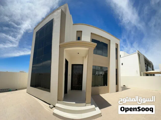 380 m2 More than 6 bedrooms Villa for Sale in Al Batinah Barka