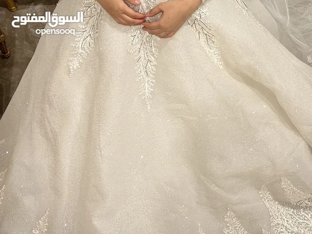 Weddings and Engagements Dresses in Al Hofuf