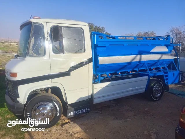 تنك ماء مرسيدس lk