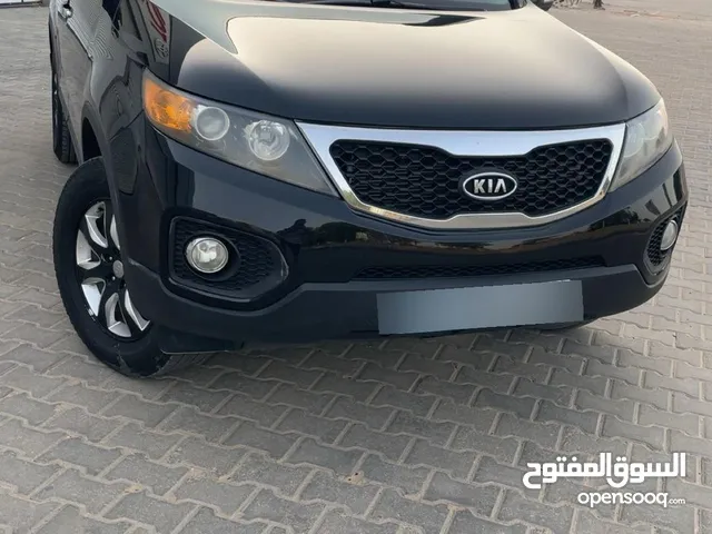 Used Kia Sorento in Tripoli