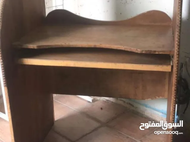 طاولات كمبيوتر