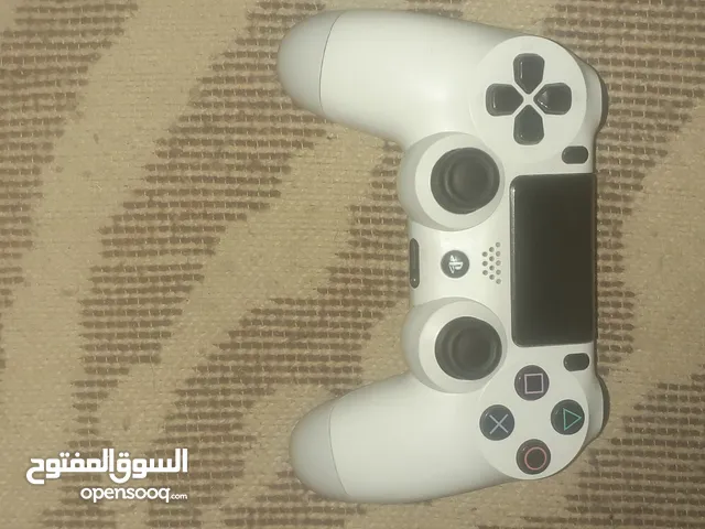 ذراع سوني4 برو الابيض الاصلي اللي جايه مع الجهاز