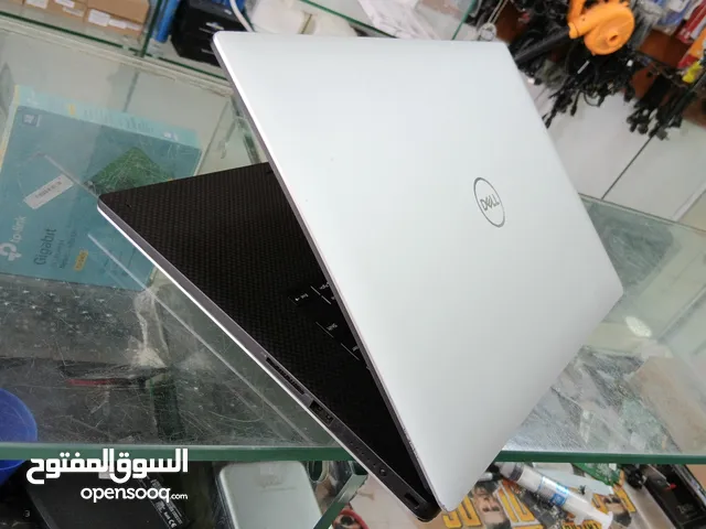 DELL Precision 5530 core i9 / 8th HK / RAM:16GB / SSD: 512GB NVMe /GPU: NIVIDIA Quadro P2000 4GB