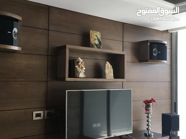 شقة مفروشة للبيع في سن الفيل مساحتها 124 متر تتميز بديكور
