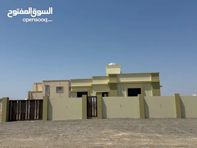 منزل للبيع في صحم / الصحمي. مع امكانية تسديد القروض الشخصية.