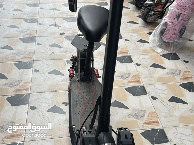 سكوتر نظيف استعمال خفيف