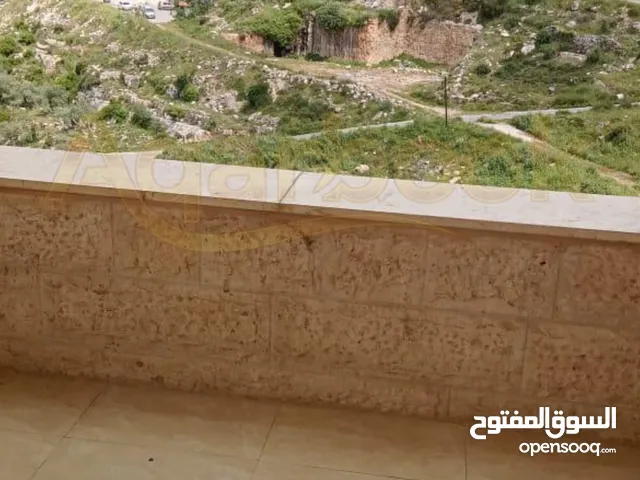 135 m2 3 Bedrooms Apartments for Sale in Ramallah and Al-Bireh Beitunia
