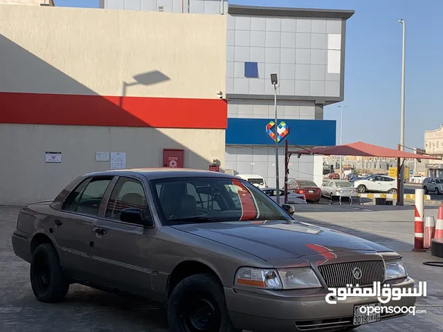 Ford Crown Victoria 2004 in Jeddah