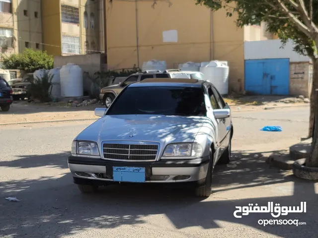 مرسيدس C 200 موديل 97 بضاعة كرت اقتصادية جدا في استهلاك الوقود أربعة بسطون تماتيك فتحة مجمرك مرقم