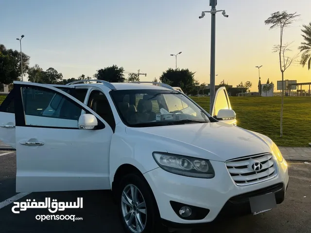 Used Hyundai Santa Fe in Tripoli