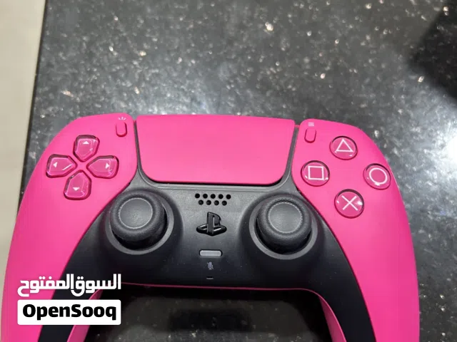 Pink PS5 controller barely used شبه مستعمل