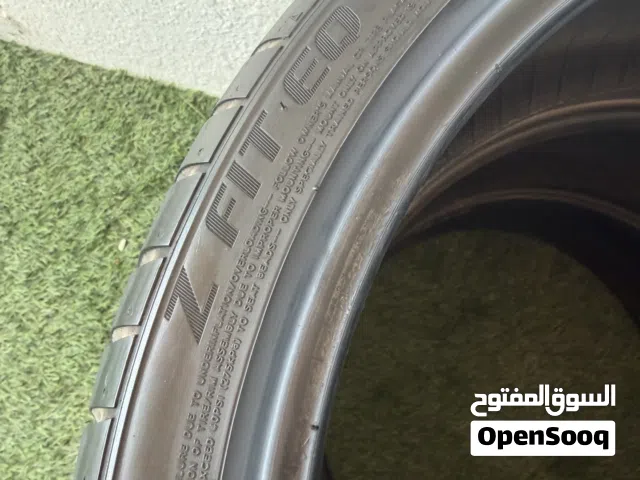 إطارات مستعملة لوفن كورية الصنع رنج 19 لعجلات 245/35 R19 السيارات ذات الحالة الجيدة