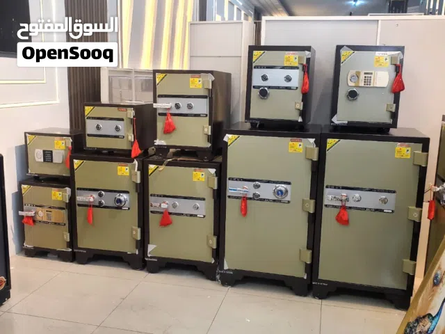 متوفر خزنات جميع الاشكال.والمقاسات بصمه وشفره وديجتال  ضد الحريق وضد الرصاص جديد ومستخدم