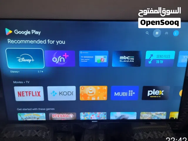 classpro 43 inch 4k UHD smart led tv new condition with 2 orignal remotes table top stand