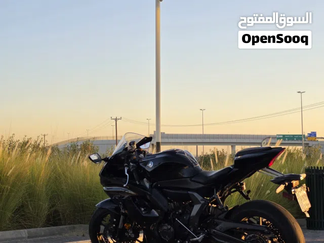 للبيع ياماها R7