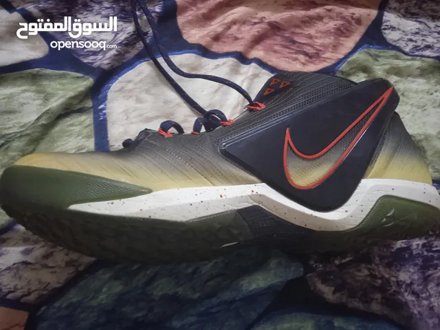 nike original shoes size 47.5