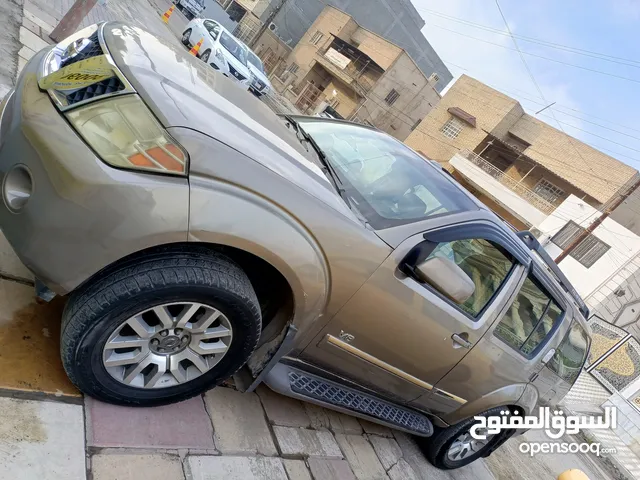 Nissan Pathfinder S in Baghdad