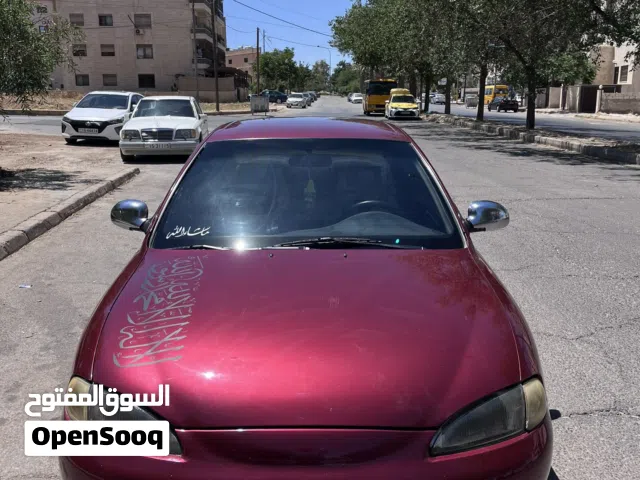 1996 هيونداي افانتي Standard