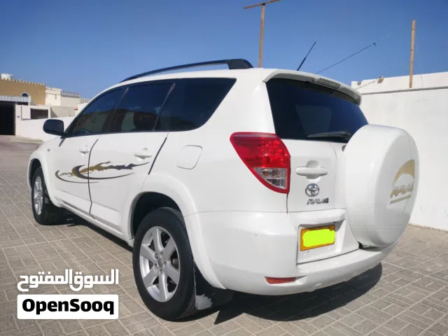 Ready,Toyota Rav4 2009 model 4wd GCC
