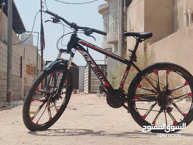 بايسكل جبلي العنوان: دراجة G.K BIKE للبيع – استعمال خفيف ونظيف طالبه الشراي يجي خاص