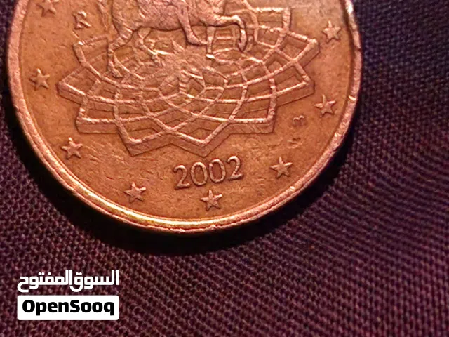 هذه العملة هي 50 سنت يورو. تم سك هذه العملات باستخدام سبيكة "الذهب الشمالي قديمه
