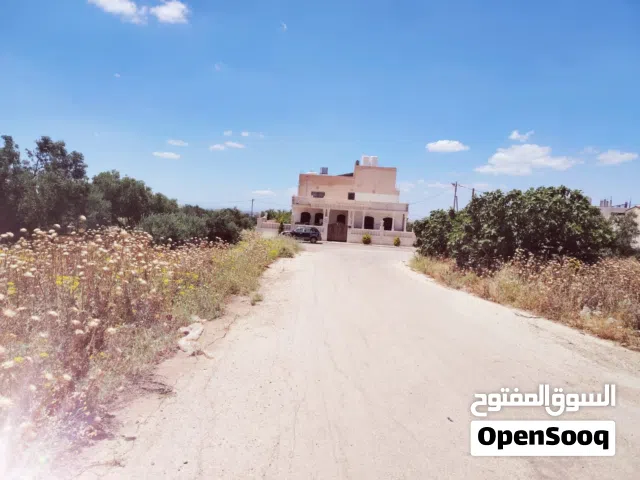 قطعه ارض للبيع في إربد حوض البارحه بجانب مسجد محمودالعراقي