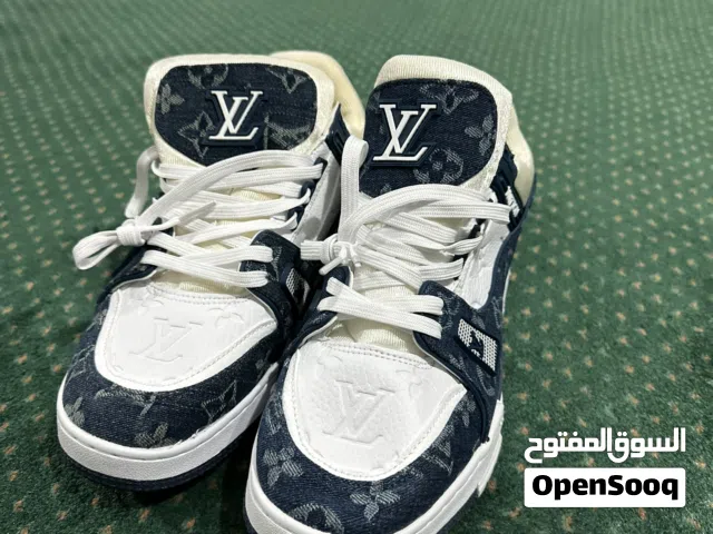 بدله وسبيدرو لويس فيتون جديده