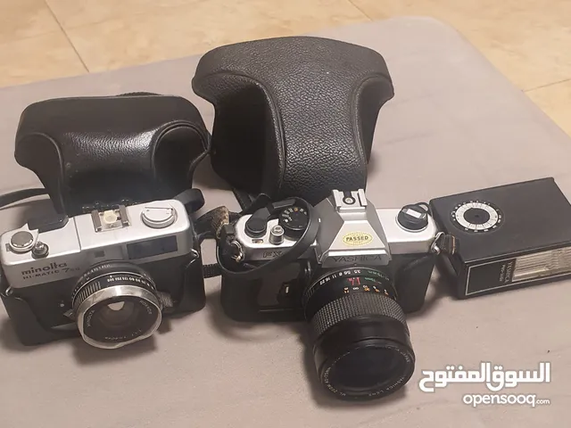 كميرات تصوير يابانية قديمة