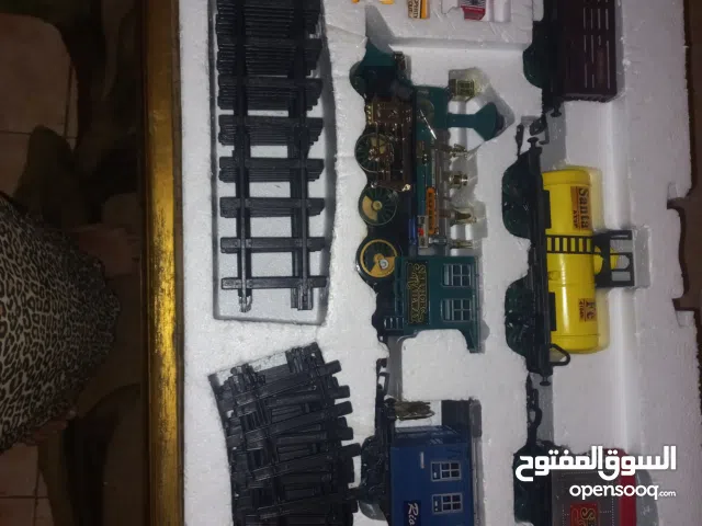 قطار لعبه ضخم و مميز جدا حله جيده جديده