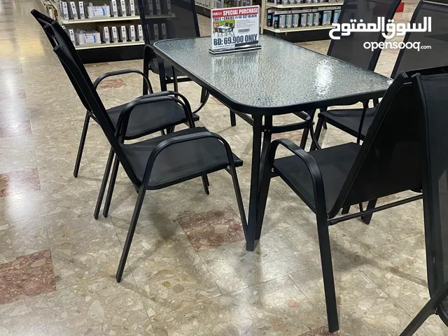 Outdoor table and 6 chairs