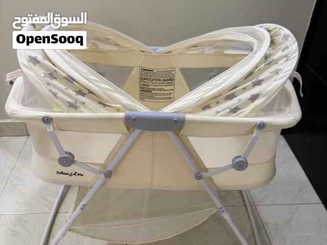 سرير اطفال