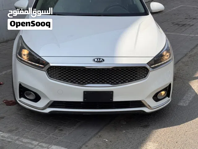 2017 كيا كادينزا Premium