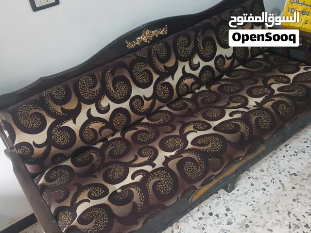 صوفا كنب ثلاث اشخاص