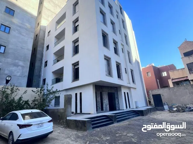 مبنى خدمي للايجار