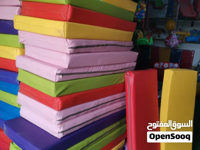 فرشات اسفنج وجلد للحضانات ورياض الأطفال متوفر خدمة التوصيل