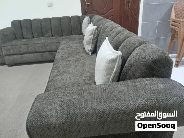 كورنر بحاله ممتازه  للبيع