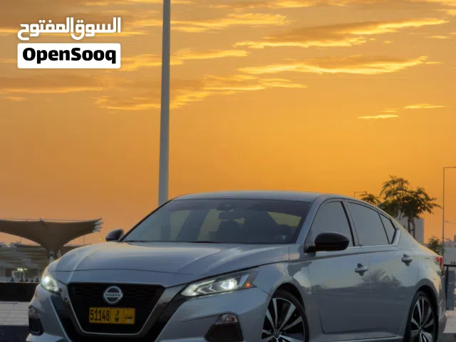 2020 نيسان التيما SR