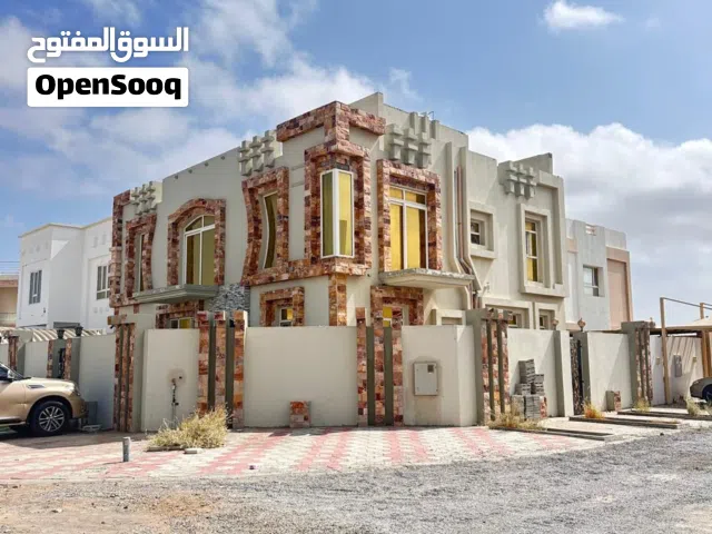 فيلا كورنر للبيع المعبيلة السابعة
