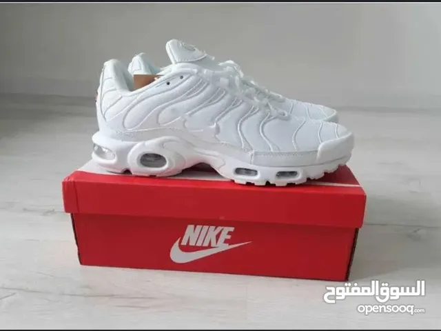 45 Sport Shoes in Dubai
