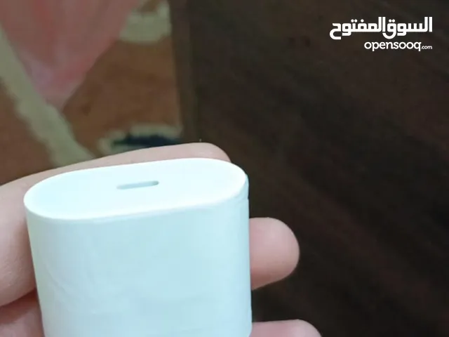 شاحن ايفون