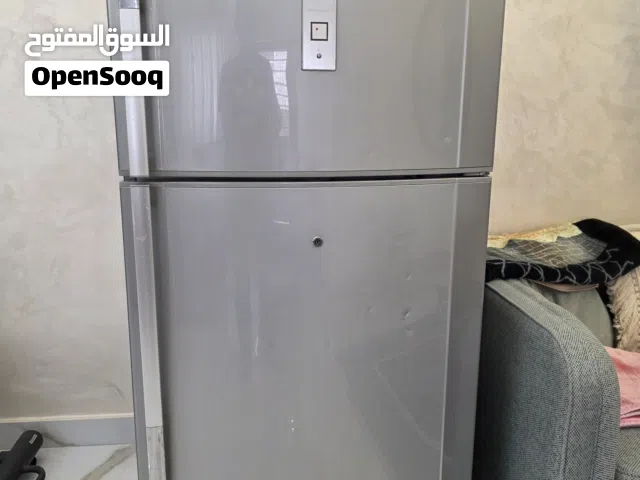 ثلاجة شارب بلازما ايون مستعمل بحالة فنية ممتازة 100% بدون اي مشاكل فنية