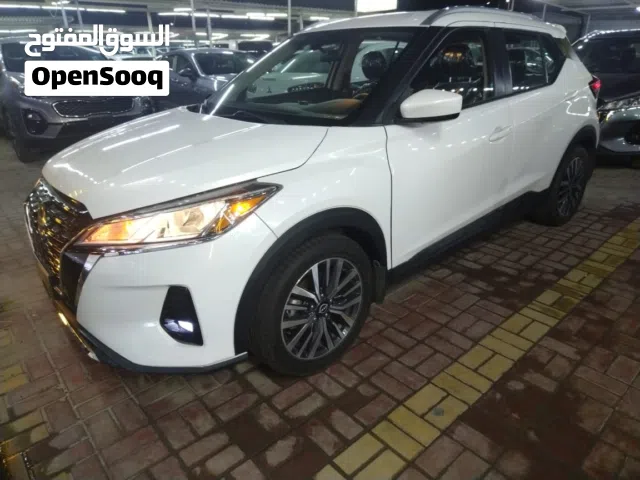 نيسان كيكس SV موديل 2022 بمواصفات متعددة لون أبيض Nissan kick sv 2022