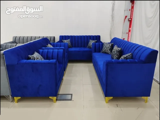 Luxury Upholstery Shop   نصنع جميع أنواع الأريكة الجديدة ، والأريكة القديمة نقوم بتغيير الملابس