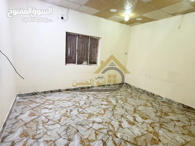 شقة للايجار في منطقة حي صنعاء سكنية خلف مركز ابتسامة البصرة __1