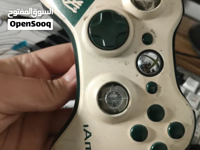 ايد اكسبوكس 360 اصدار خاص اصلية للبيع كل اشي فيها شغال..............................................