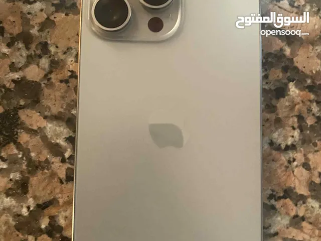 iPhone 15 Pro Max للبيع