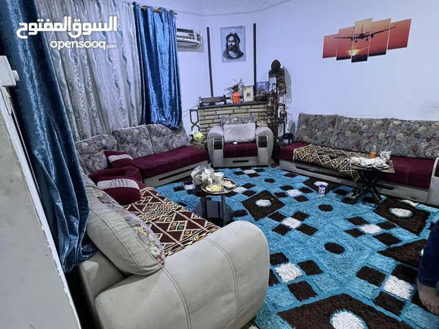 205m2 3 Bedrooms Townhouse for Sale in Basra Other