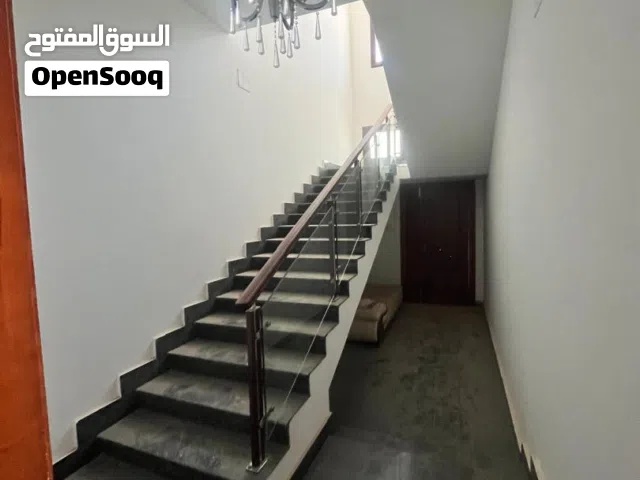 8338 مبنى  للايجار الدريبي  الطريق الدايري التالت  8 حجرة يتبعه فضاء لاي نشاط شركة  او  غيره    wes