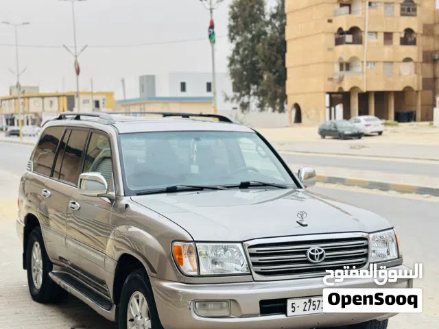 2005 تويوتا لاند كروزر GXR